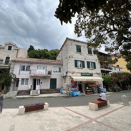 Apartments Astoria Hn Herceg Novi Kültér fotó