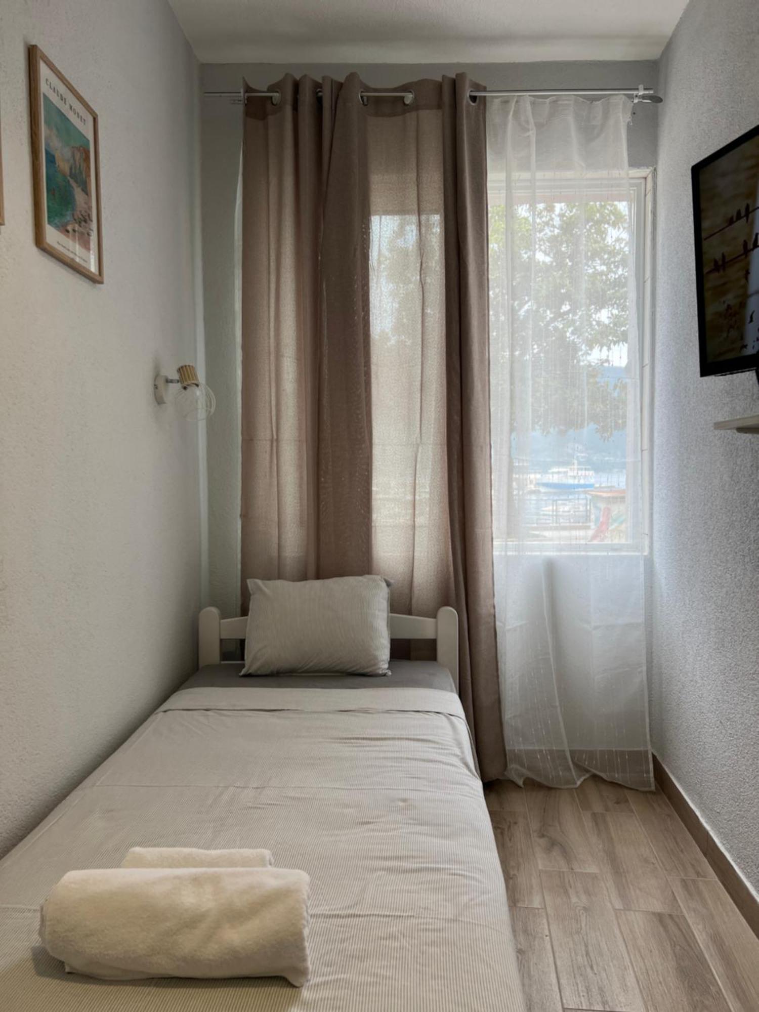 Apartments Astoria Hn Herceg Novi Kültér fotó