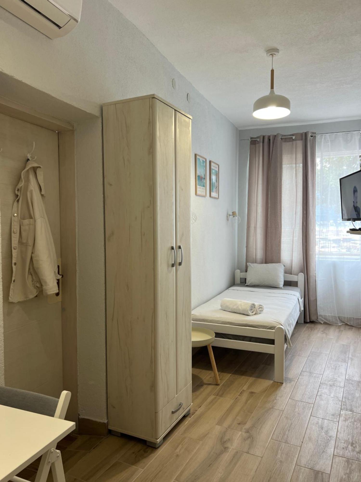 Apartments Astoria Hn Herceg Novi Kültér fotó